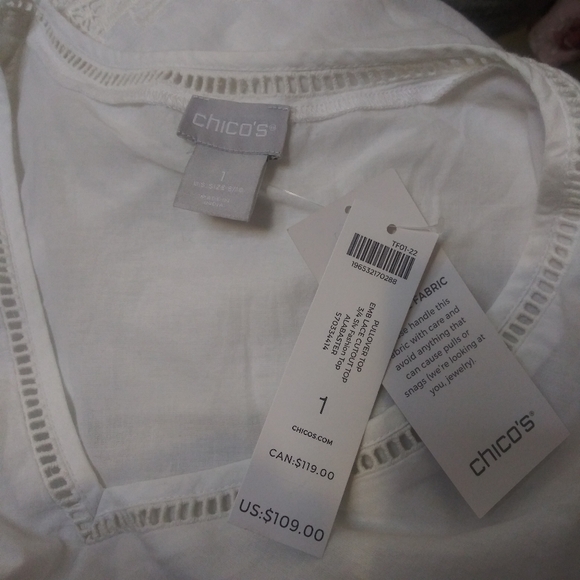 Chico's Boho White Embroidered Lace Cutout Pullover Blouse/Top - Picture 7 of 9